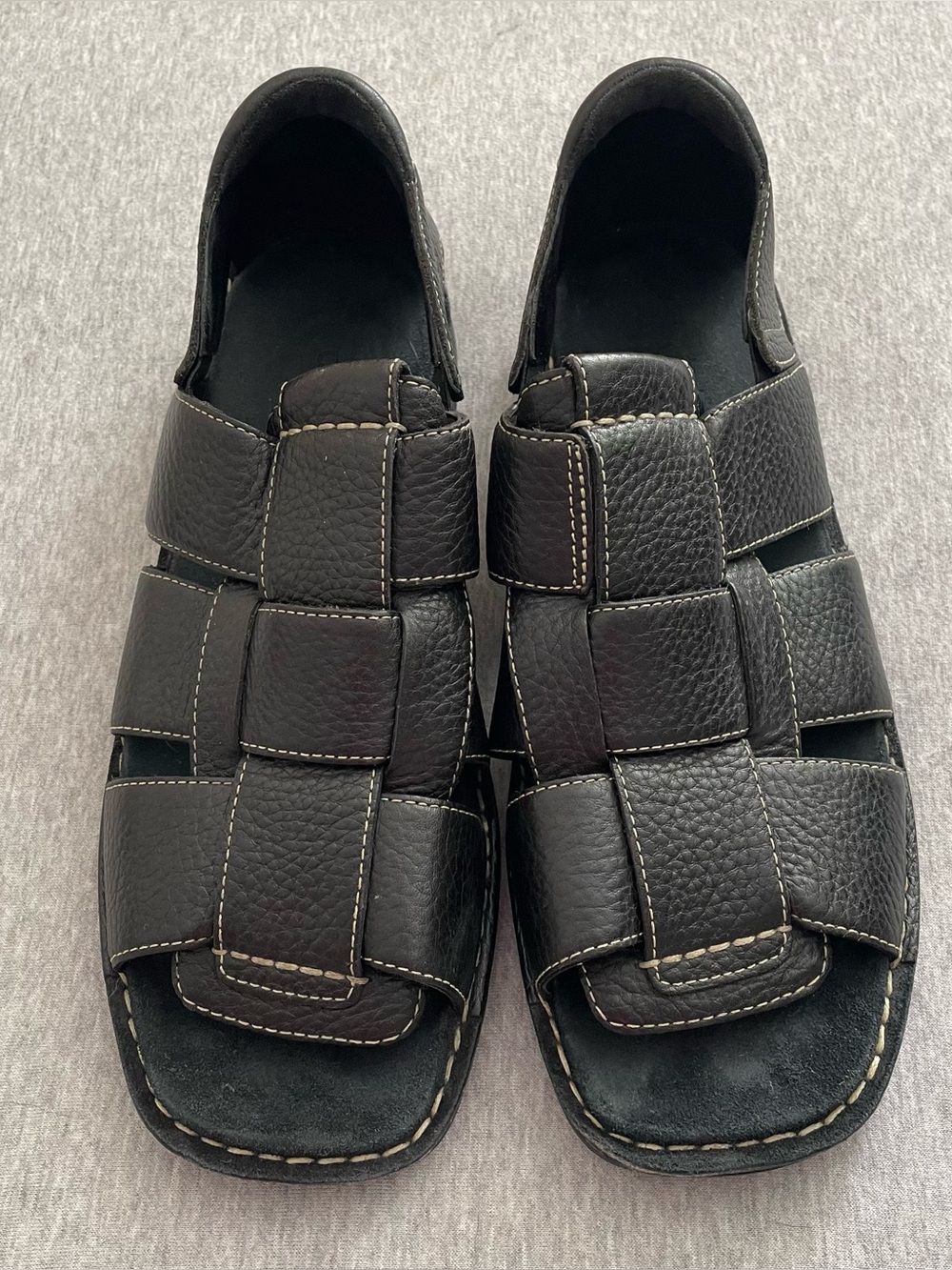 Cole Haan Men's Size 11M Black Leather Slip On Fisherman Sandals Light Stitching